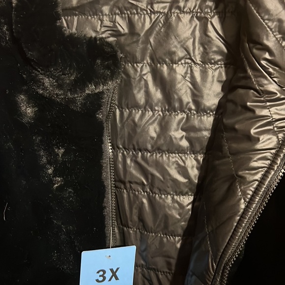 Nicole Miller plus size 3X reversible vest - Picture 3 of 3